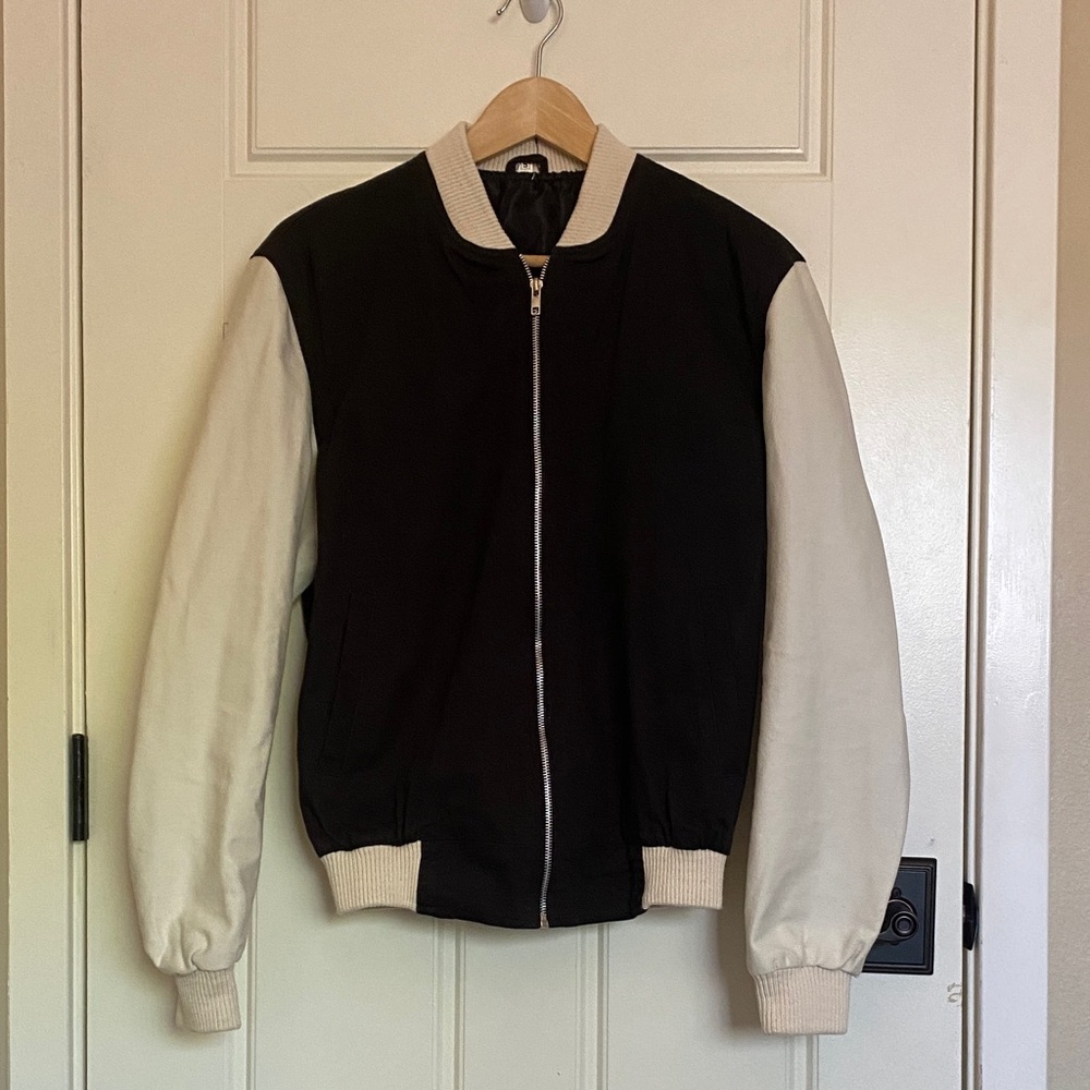 Unbranded S Men's Black and Off-White Bomber Jacket